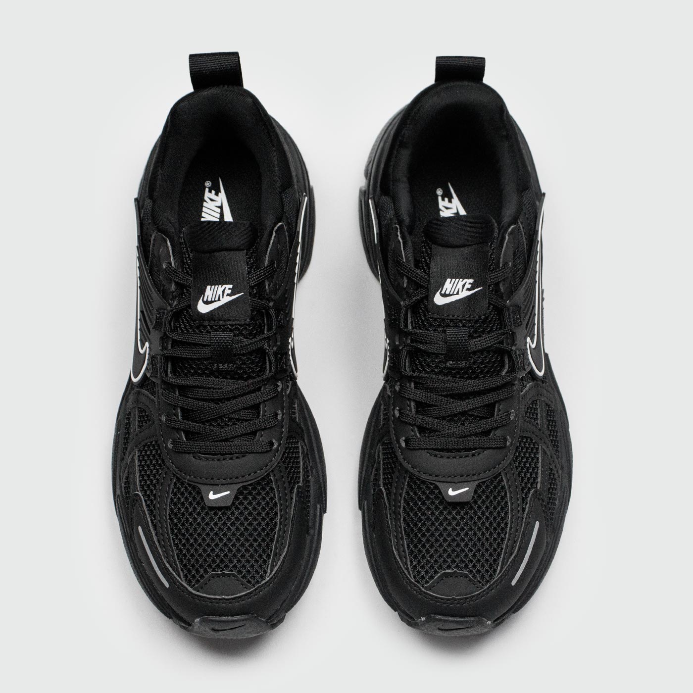 Кроссовки Nike V2K Run Trp.Black Кроссовки Nike V2K Run Trp.Black