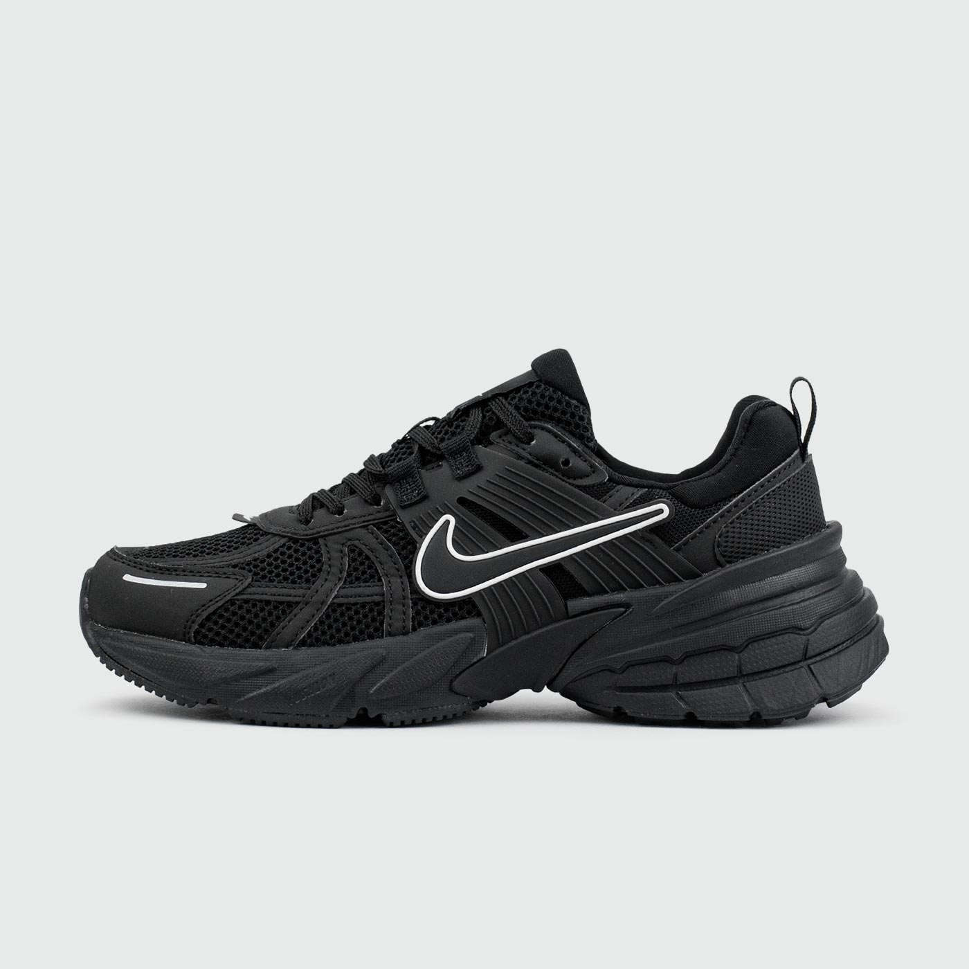Кроссовки Nike V2K Run Trp.Black Кроссовки Nike V2K Run Trp.Black