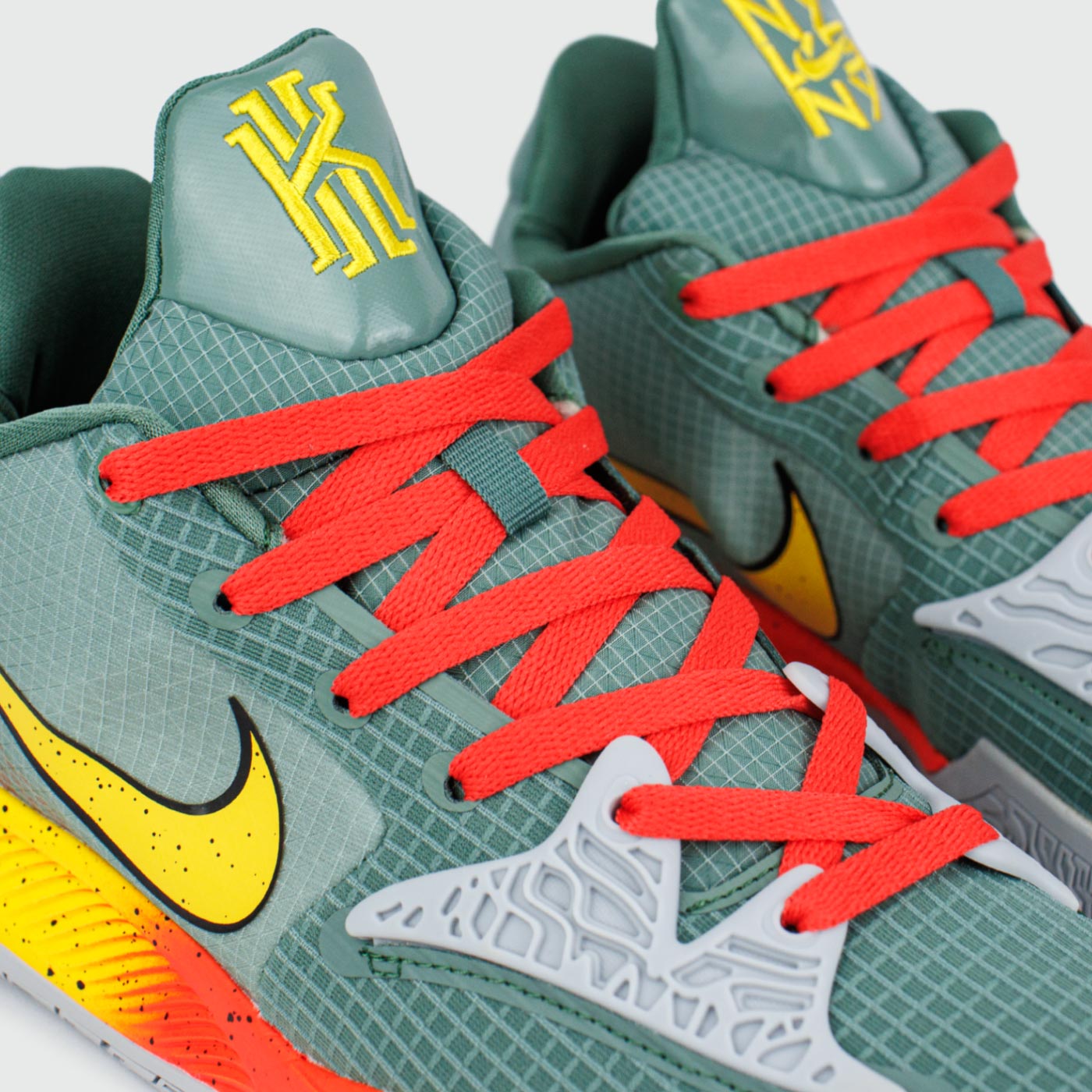 Кроссовки Nike Kyrie 4 Low EP Sunrise Кроссовки Nike Kyrie 4 Low EP Sunrise