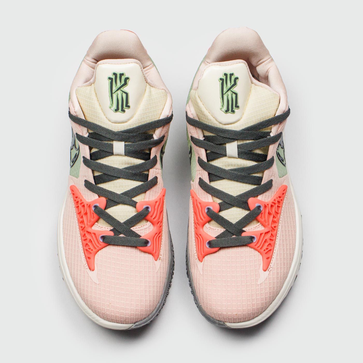 Кроссовки Nike Kyrie 4 Low EP Pale Coral Кроссовки Nike Kyrie 4 Low EP Pale Coral