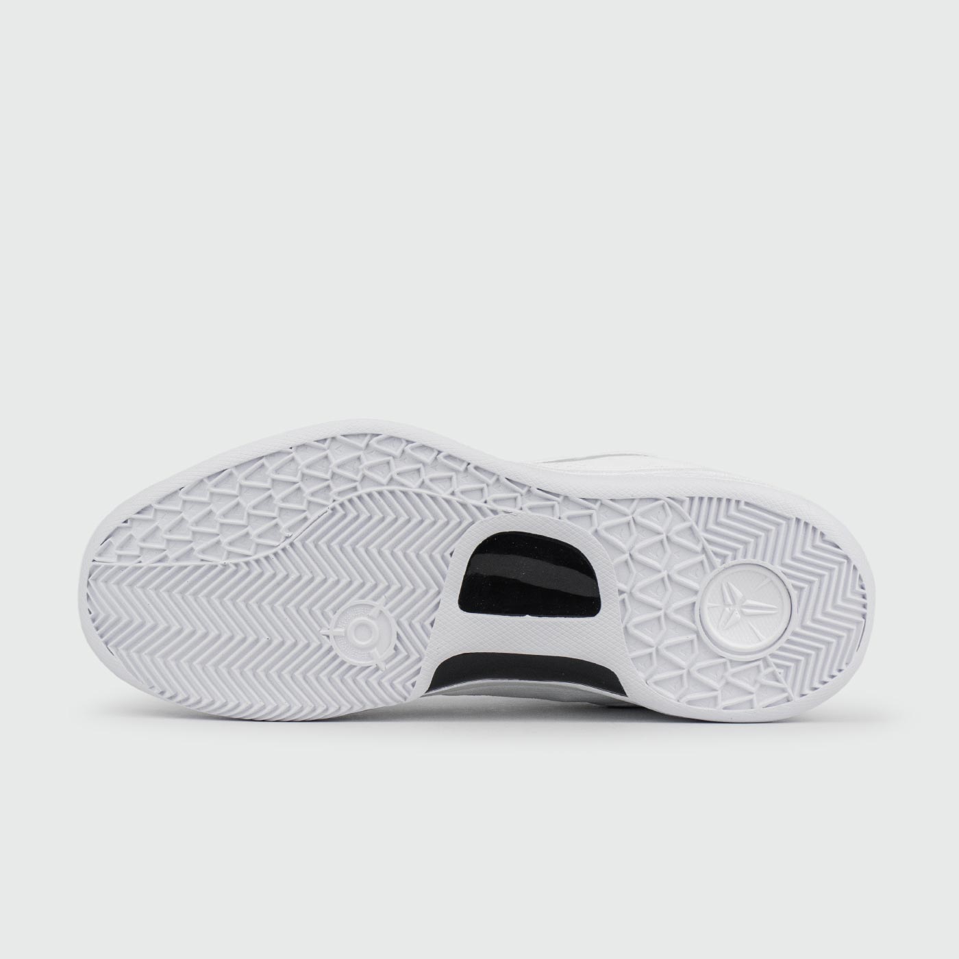 Кроссовки Nike Kobe 8 Protro Triple White