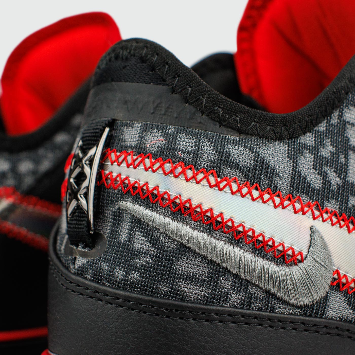 Кроссовки Zoom LeBron NXXT Gen EP Bred Кроссовки Zoom LeBron NXXT Gen EP Bred