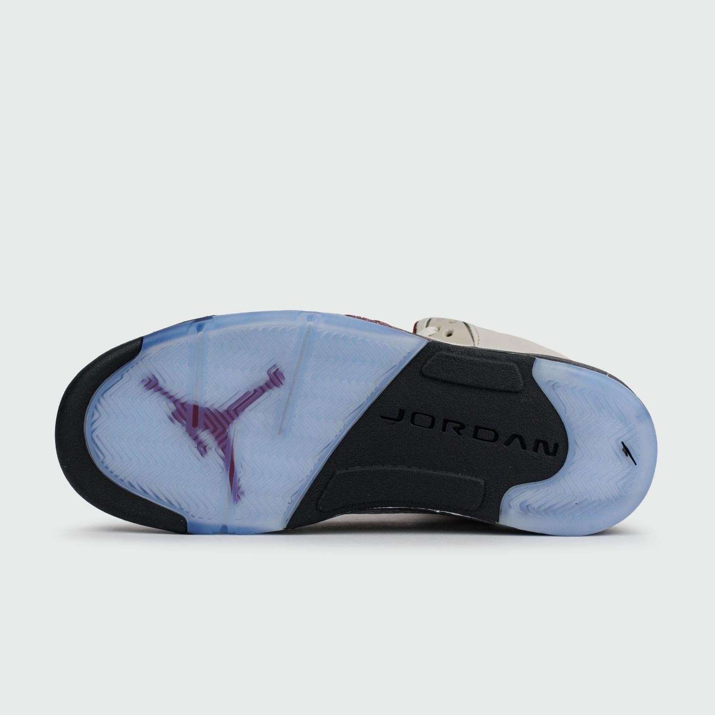 Кроссовки Nike Air Jordan 5 Beige Black Ftwr Кроссовки Nike Air Jordan 5 Beige Black Ftwr