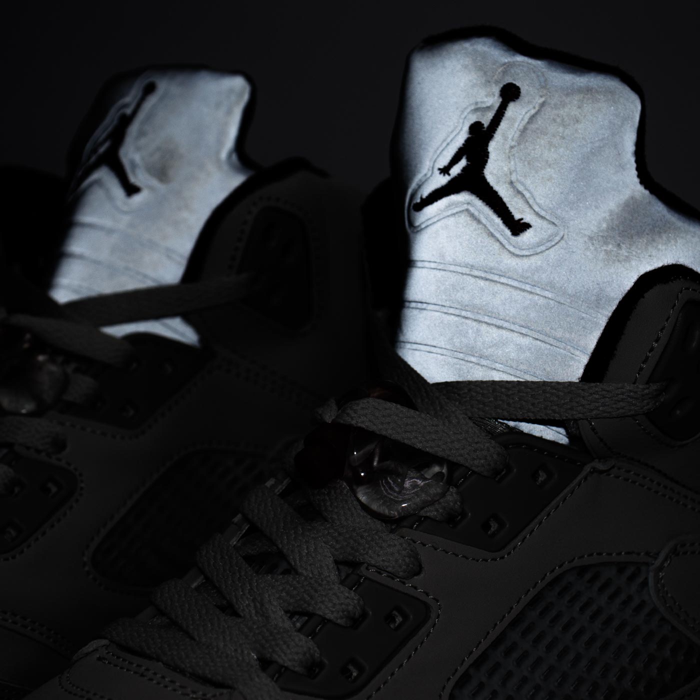 Кроссовки Nike Air Jordan 5 Beige Black Ftwr Кроссовки Nike Air Jordan 5 Beige Black Ftwr