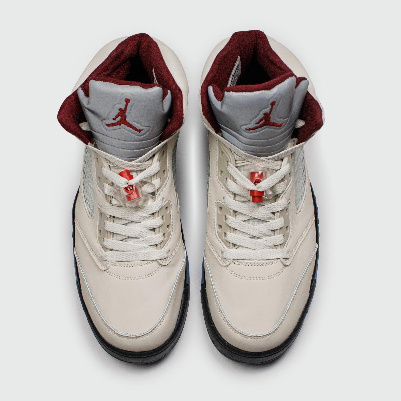 Кроссовки Nike Air Jordan 5 Beige Black Ftwr Кроссовки Nike Air Jordan 5 Beige Black Ftwr