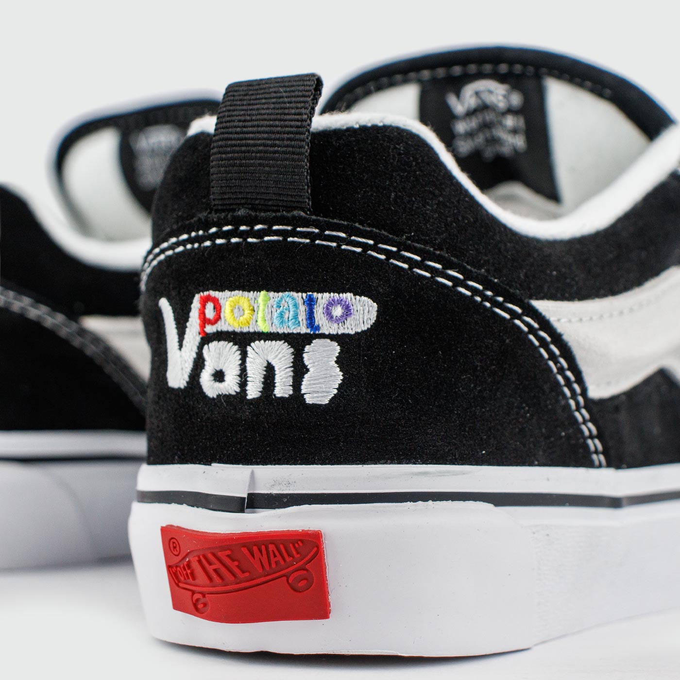Кеды Vans Knu Skool Black White Wmns