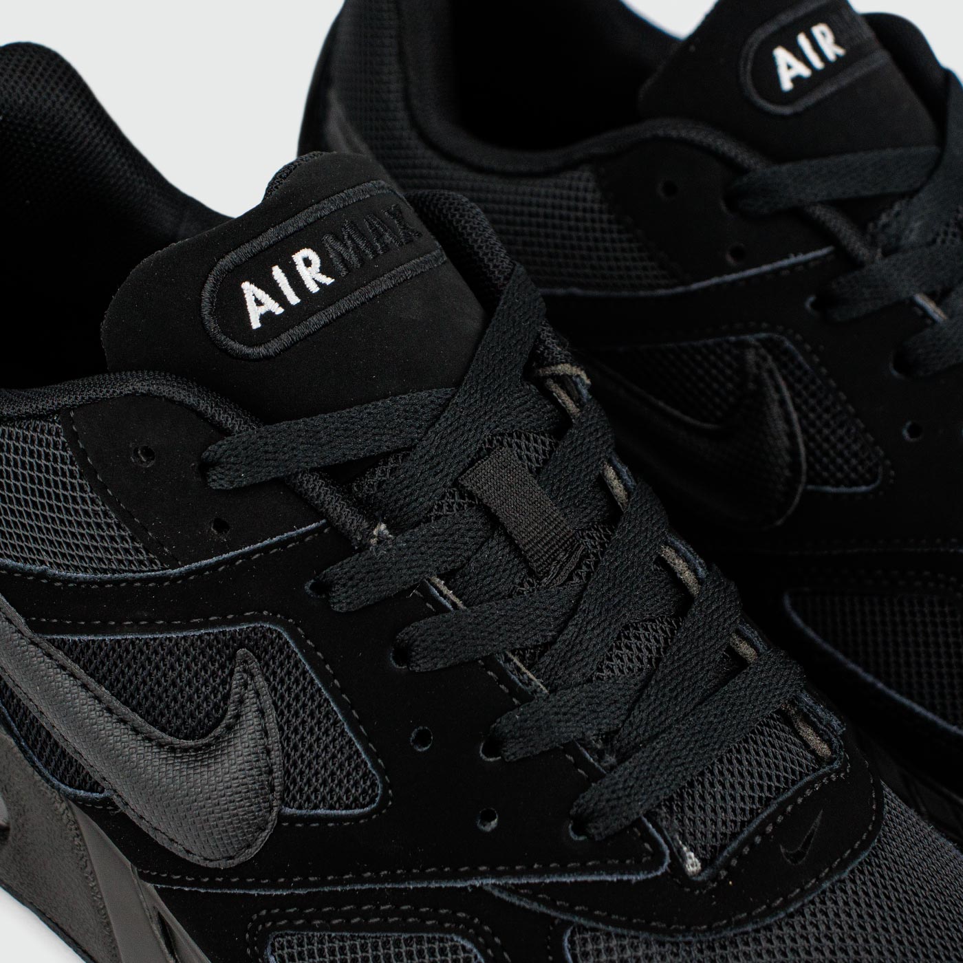 Кроссовки Nike Air Max IVO Triple Black