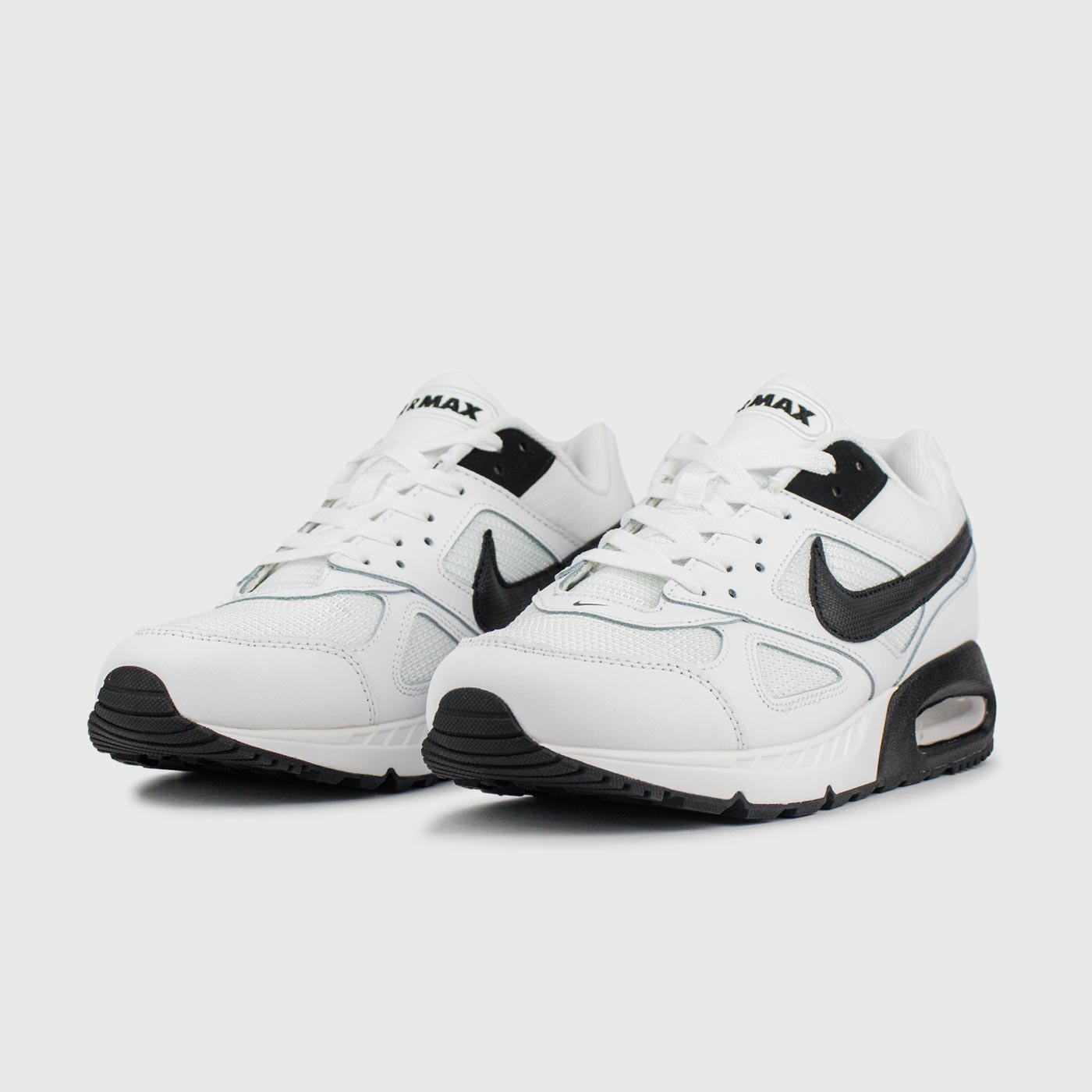 Кроссовки Nike Air Max IVO White Black