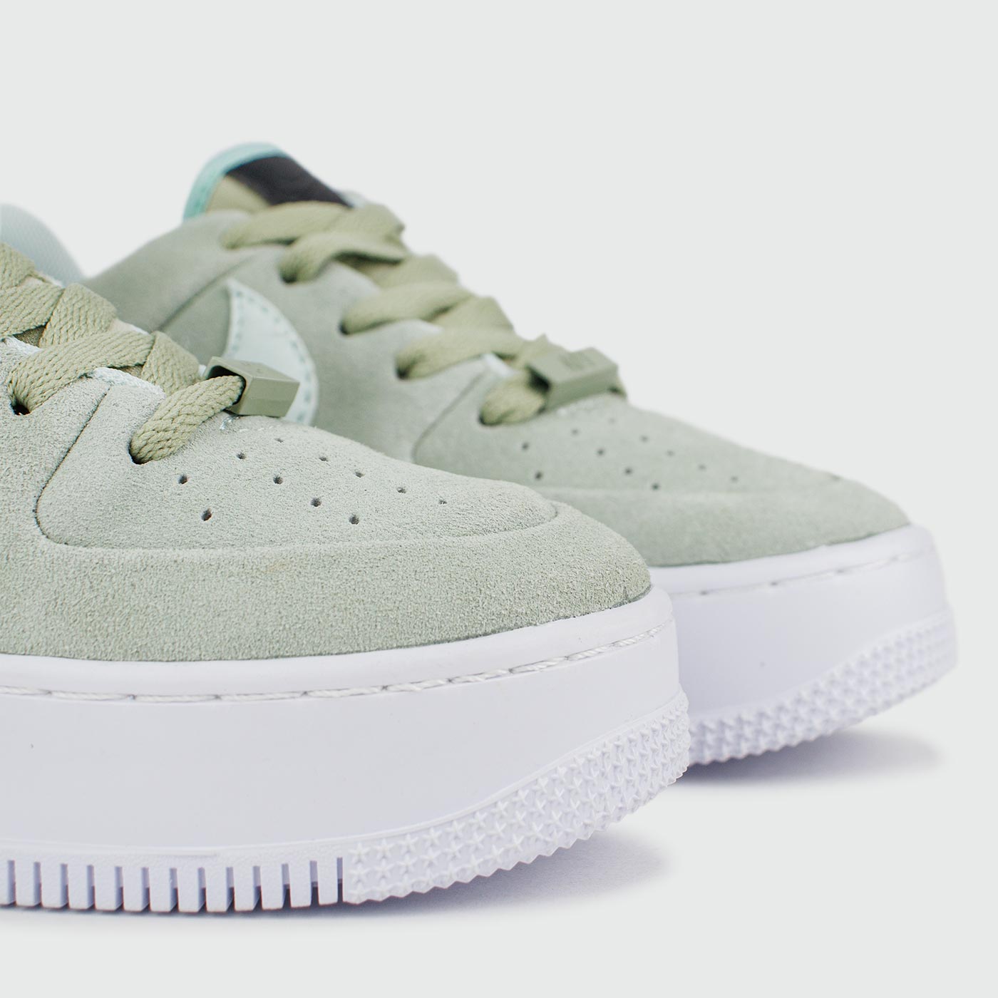 Кроссовки Nike Air Force 1 Sage Low Mint Кроссовки Nike Air Force 1 Sage Low Mint