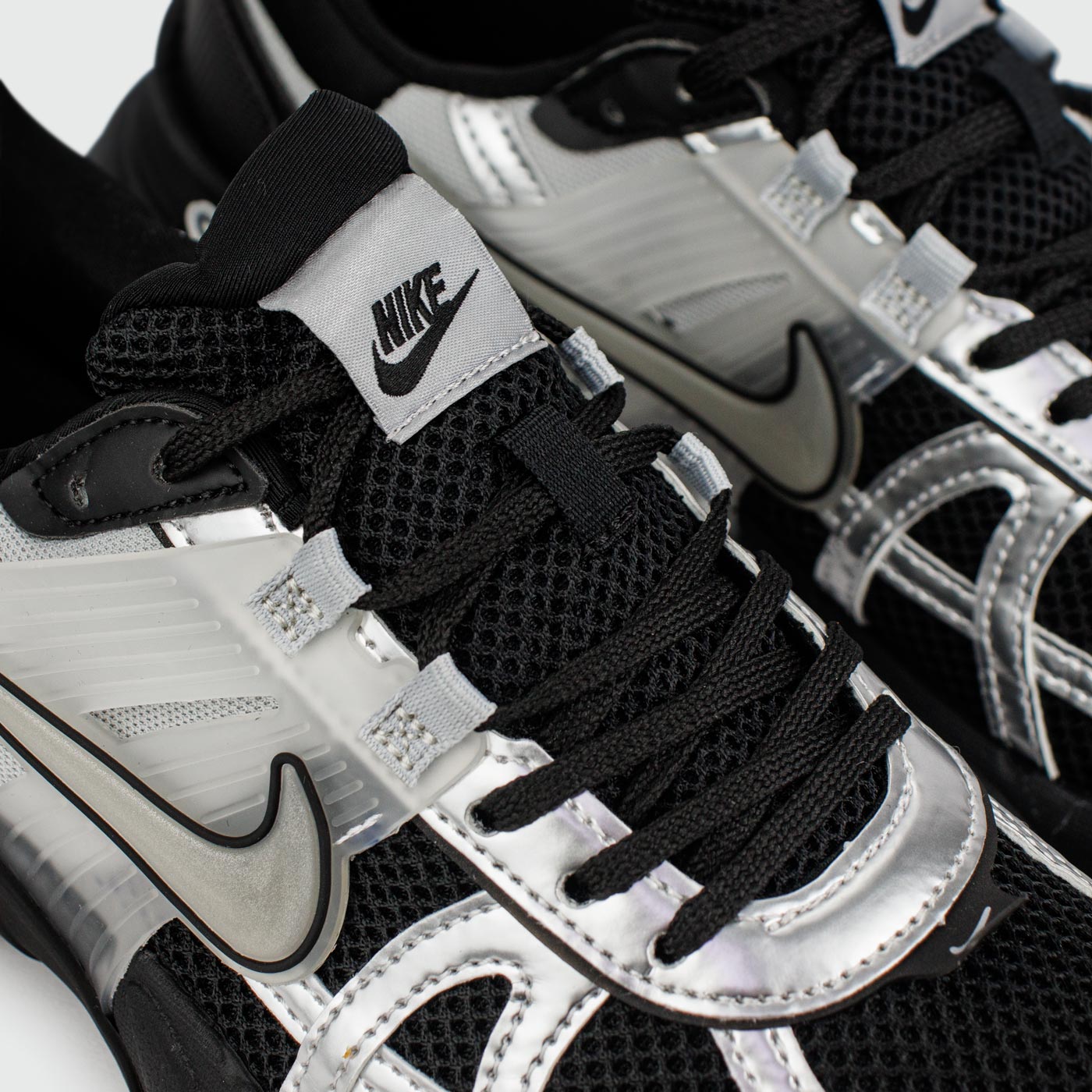 Кроссовки Nike V2K Run Black Silver Кроссовки Nike V2K Run Black Silver
