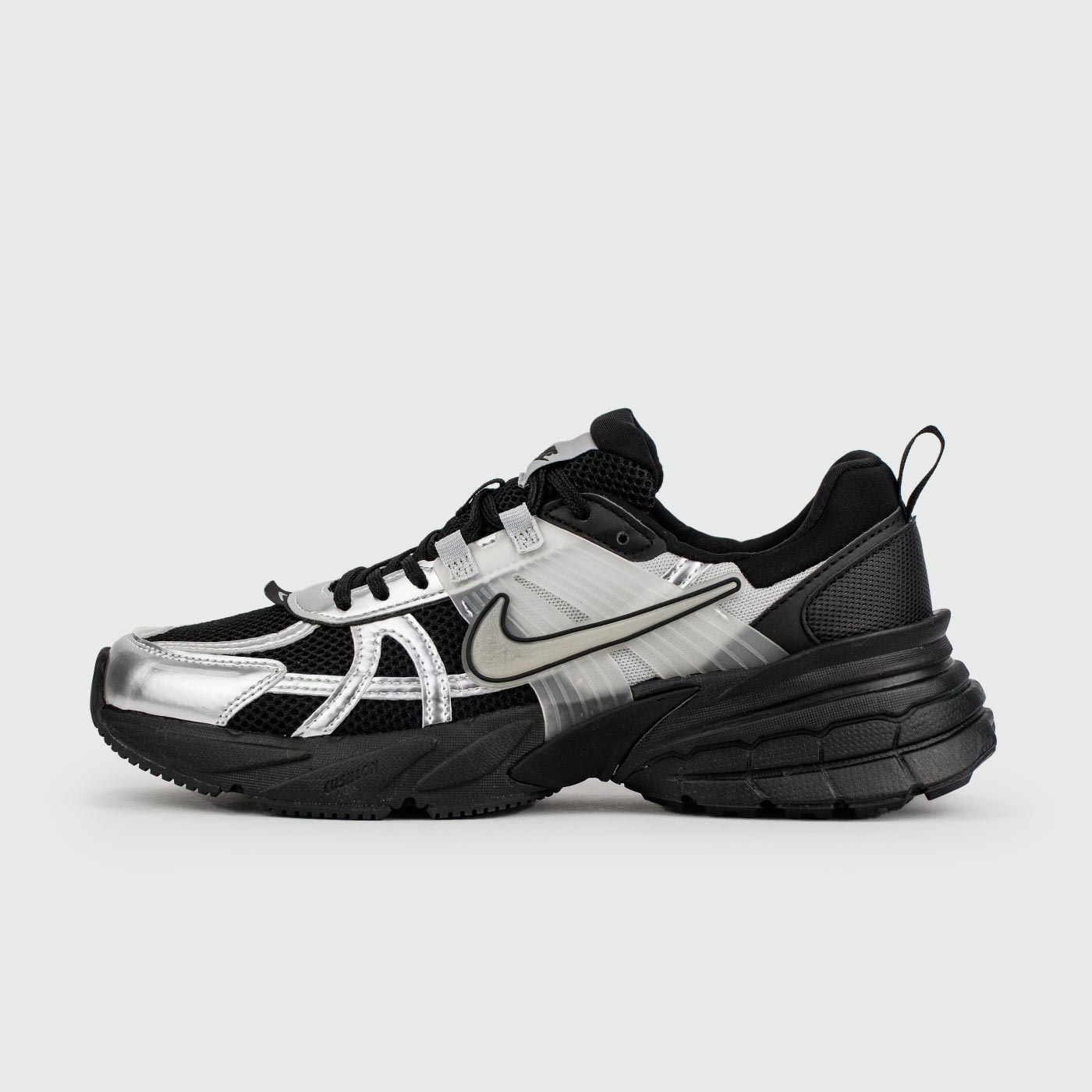 Кроссовки Nike V2K Run Black Silver Кроссовки Nike V2K Run Black Silver