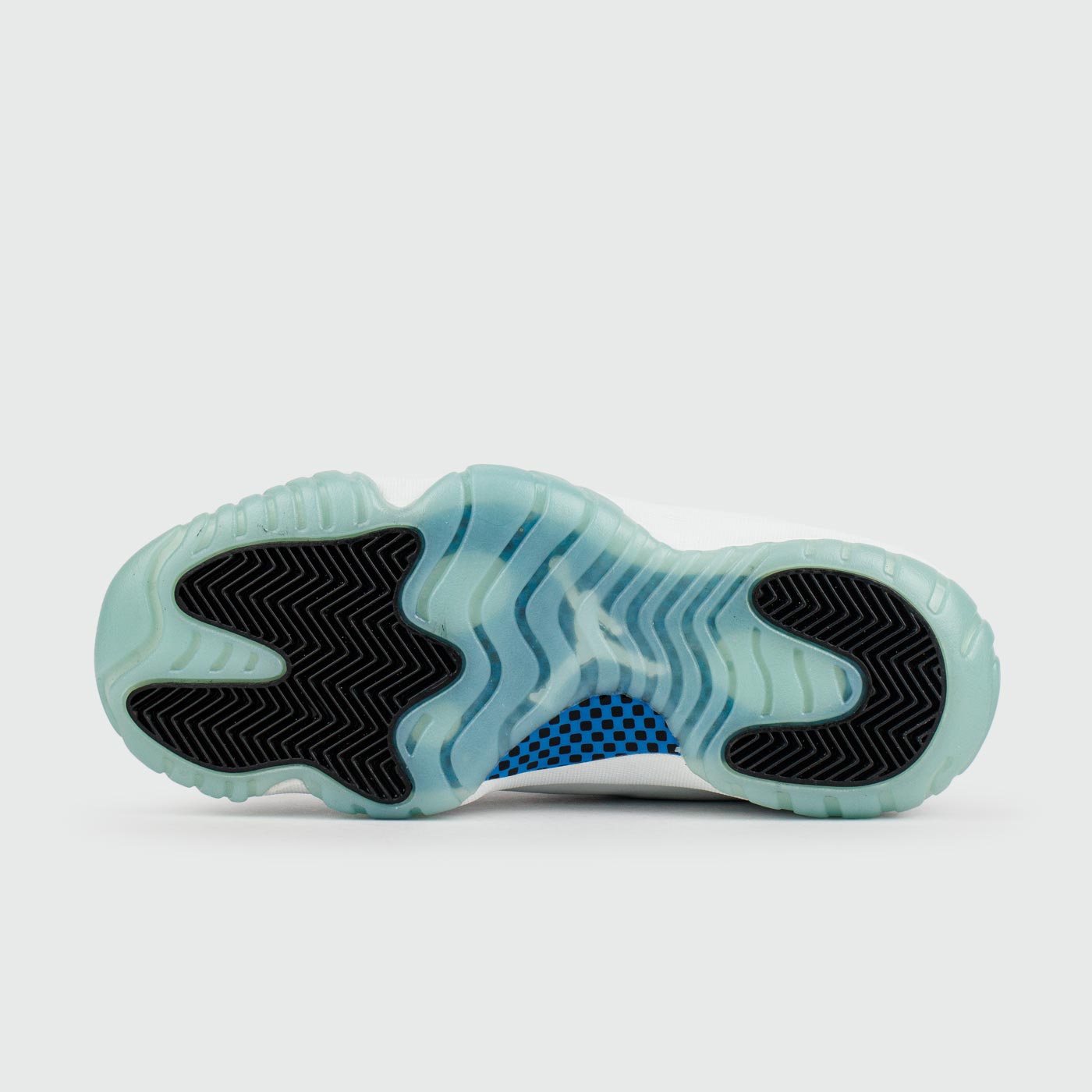Кроссовки Nike Air Jordan 11 Legend White new Кроссовки Nike Air Jordan 11 Legend White new