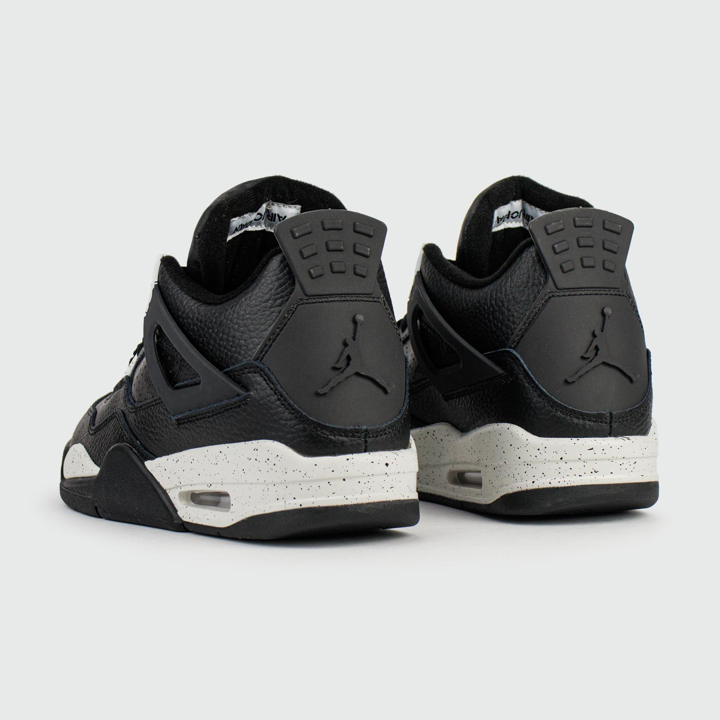 Кроссовки Nike Air Jordan 4 Retro Oreo new Кроссовки Nike Air Jordan 4 Retro Oreo new