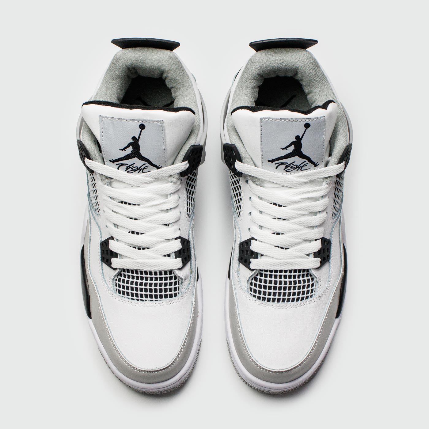 Кроссовки Nike Air Jordan 4 Retro White / Black Кроссовки Nike Air Jordan 4 Retro White / Black