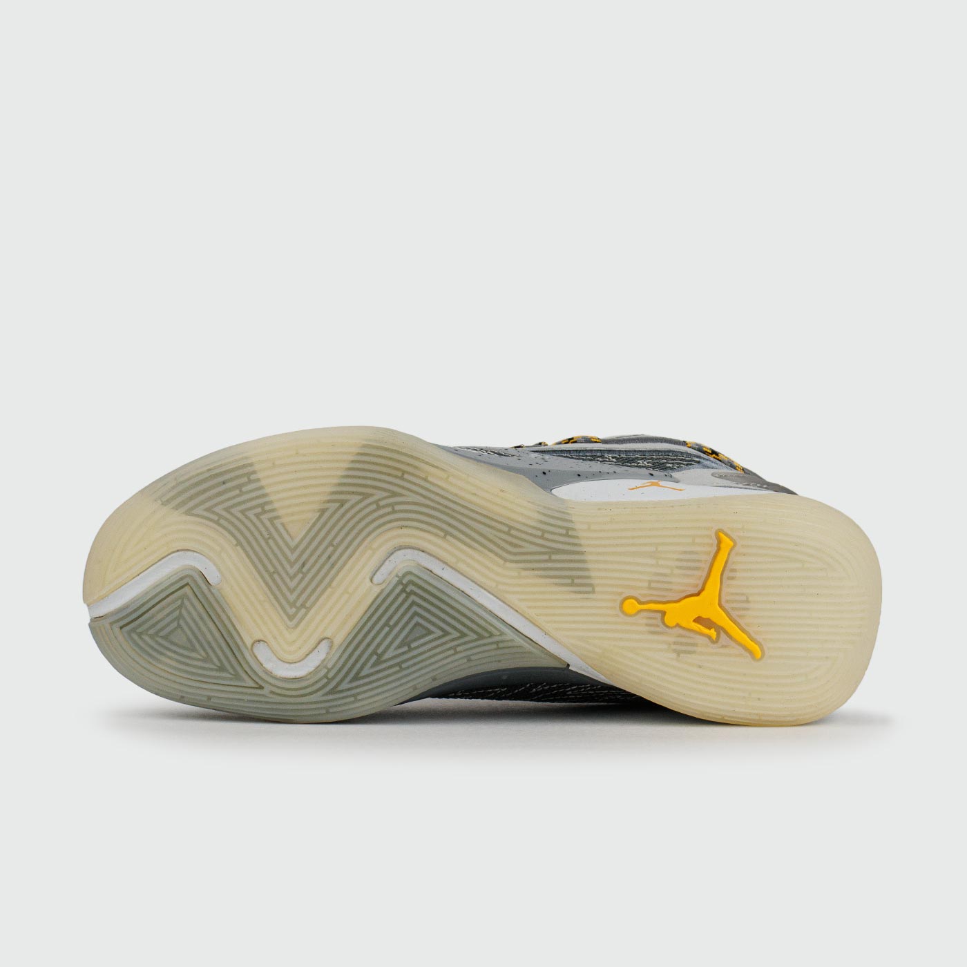 Кроссовки Air Jordan Luka 2 Smoke Grey Кроссовки Air Jordan Luka 2 Smoke Grey