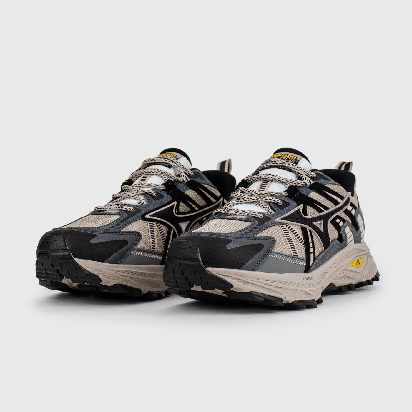 Кроссовки Mizuno Racer Trail Beige Grey Кроссовки Mizuno Racer Trail Beige Grey