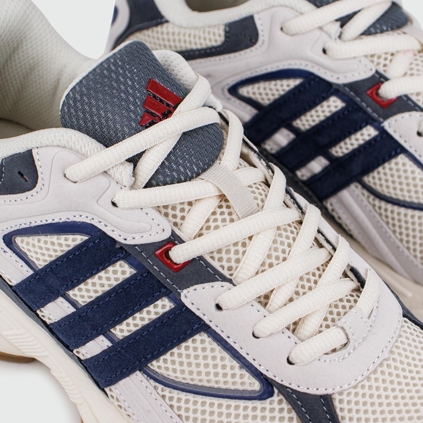 Кроссовки Adidas Response CL Cream Blue Кроссовки Adidas Response CL Cream Blue