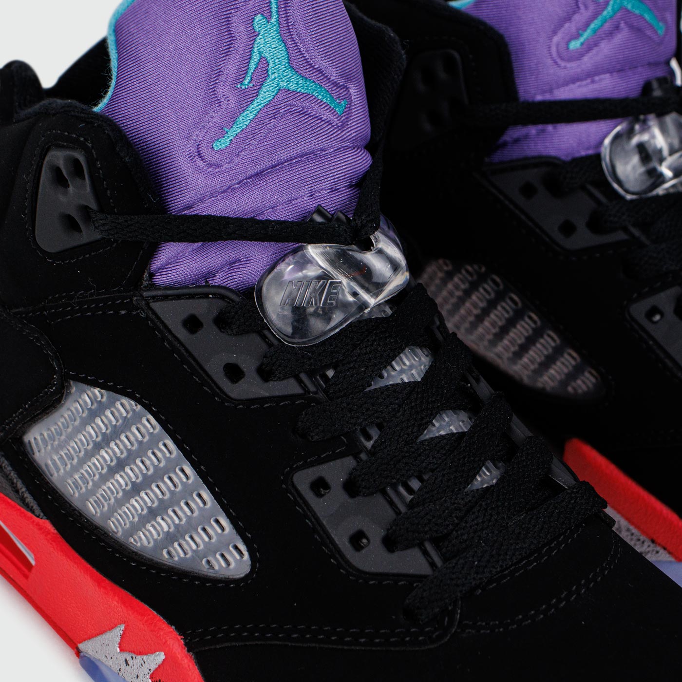 Кроссовки Air Jordan 5 Black Red Кроссовки Air Jordan 5 Black Red