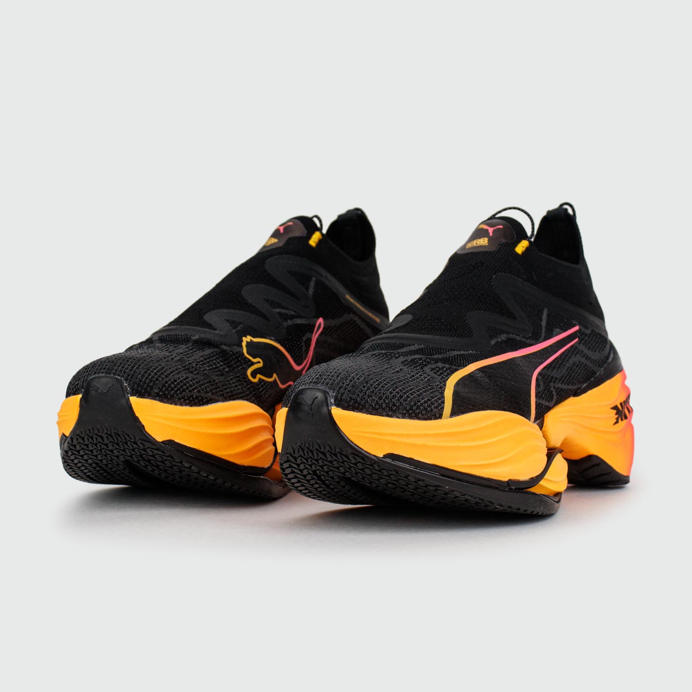 Кроссовки Puma Nitro Fast R Elite 2 Black Orange Кроссовки Puma Nitro Fast R Elite 2 Black Orange